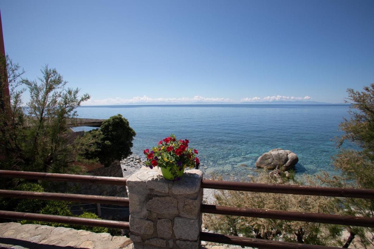 Sardi Hotel Pomonte