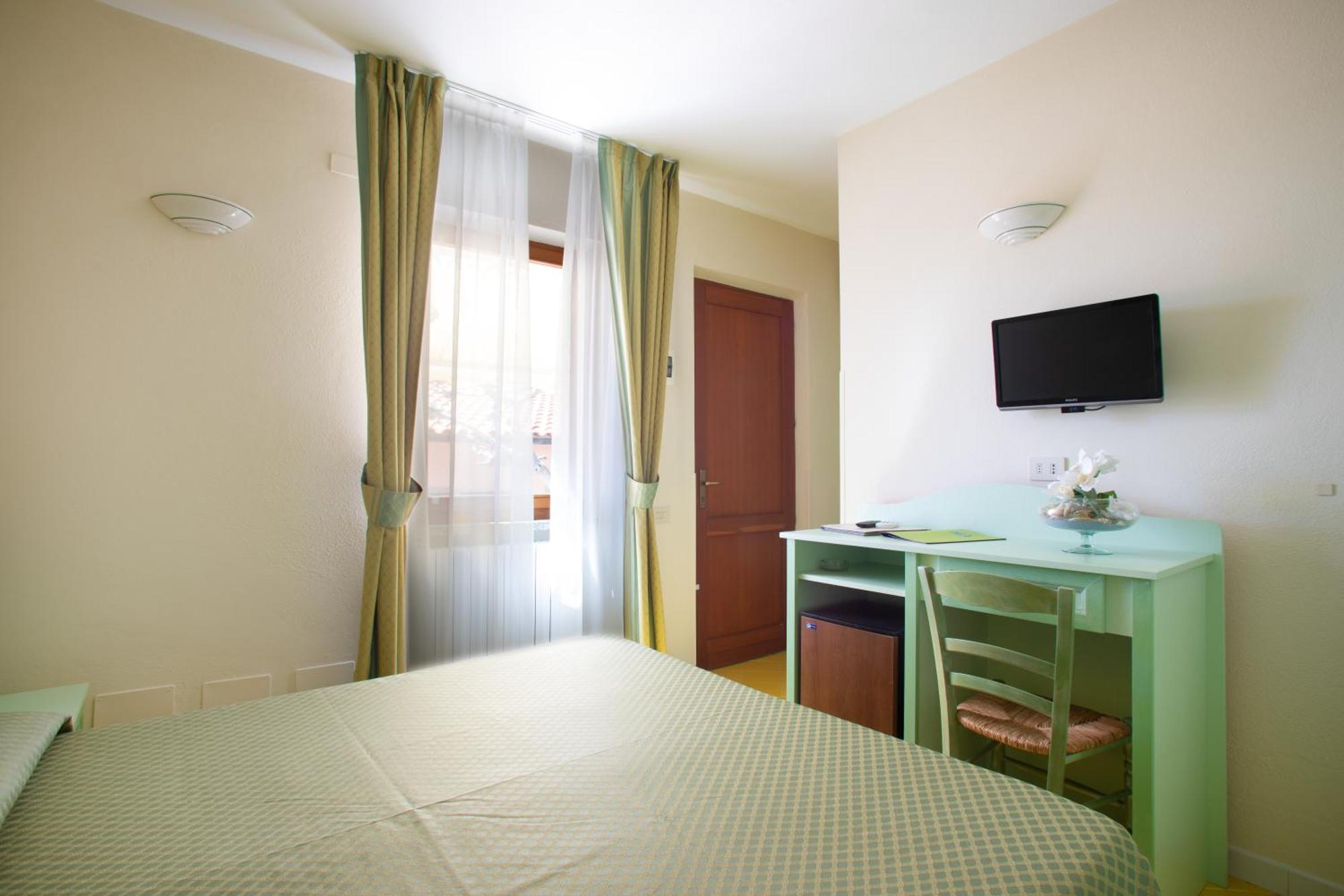 Hotel Sardi
