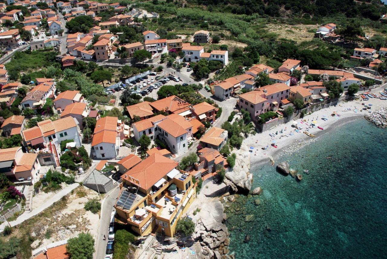 Sardi Hotel Pomonte